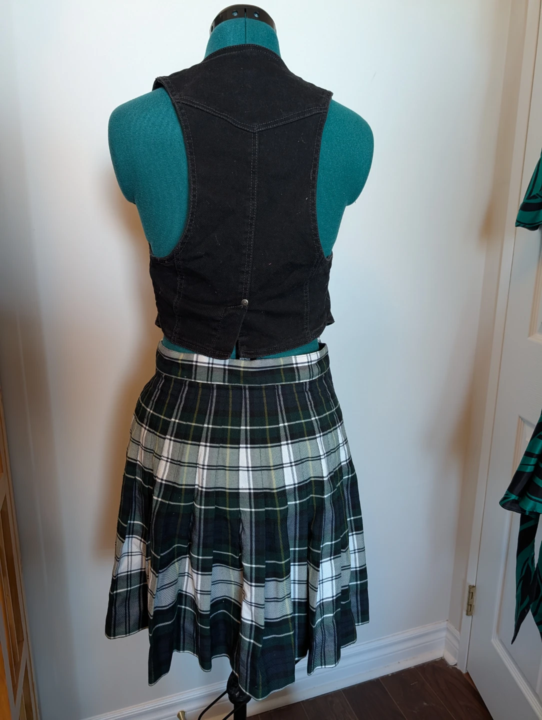 Black Denim Vest - photo 4