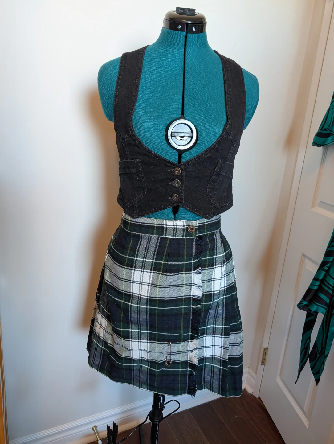 Black Denim Vest - photo 5