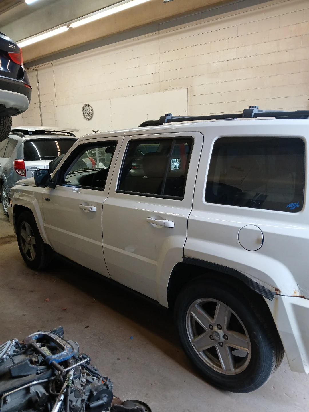 2010 Jeep Patriot – $2,000 OBO 264,000 km - photo 3