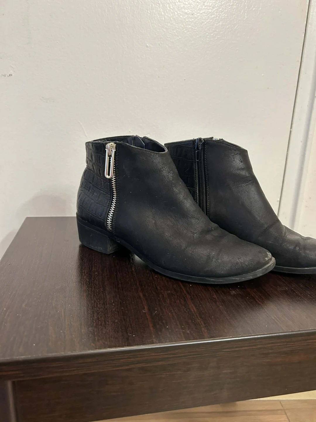 Black Ankle Boots - photo 3