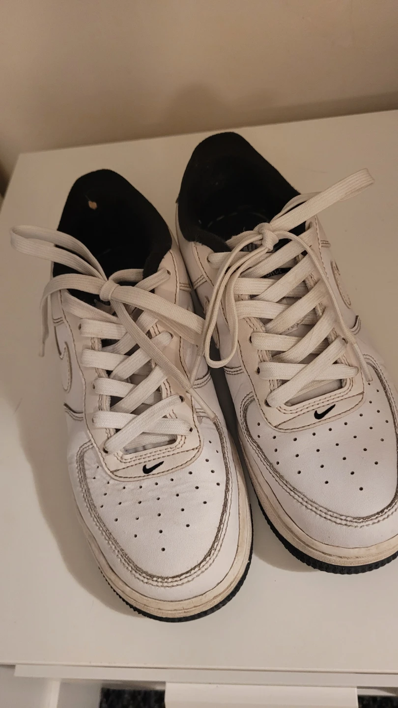 Nike Air Force 1 Sneakers size 6 - photo 2
