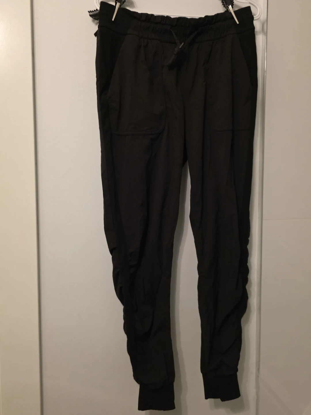 Lululemon Black Jogger Pants - photo 2