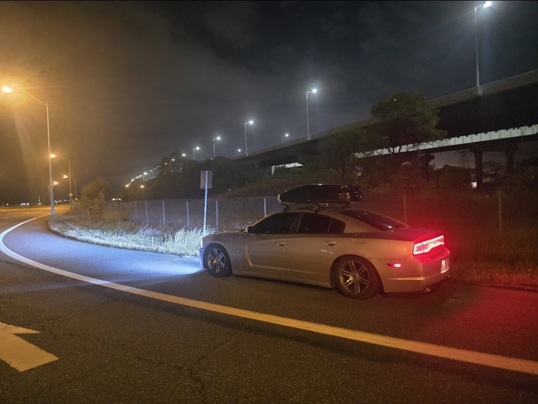 2012 dodge charger sxt v6