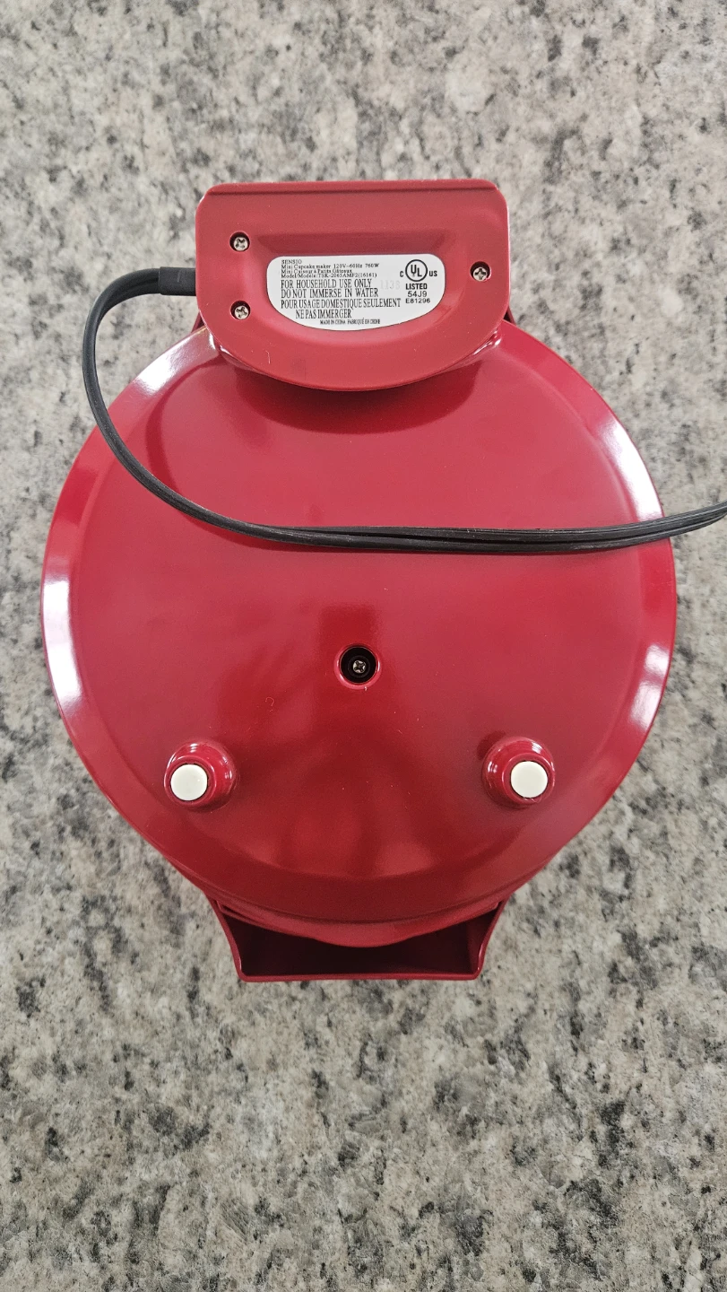 Red Mini Muffin Maker - photo 4