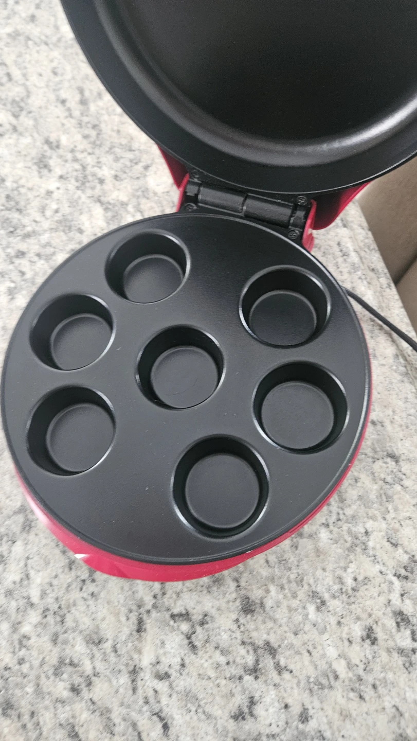 Red Mini Muffin Maker - photo 5