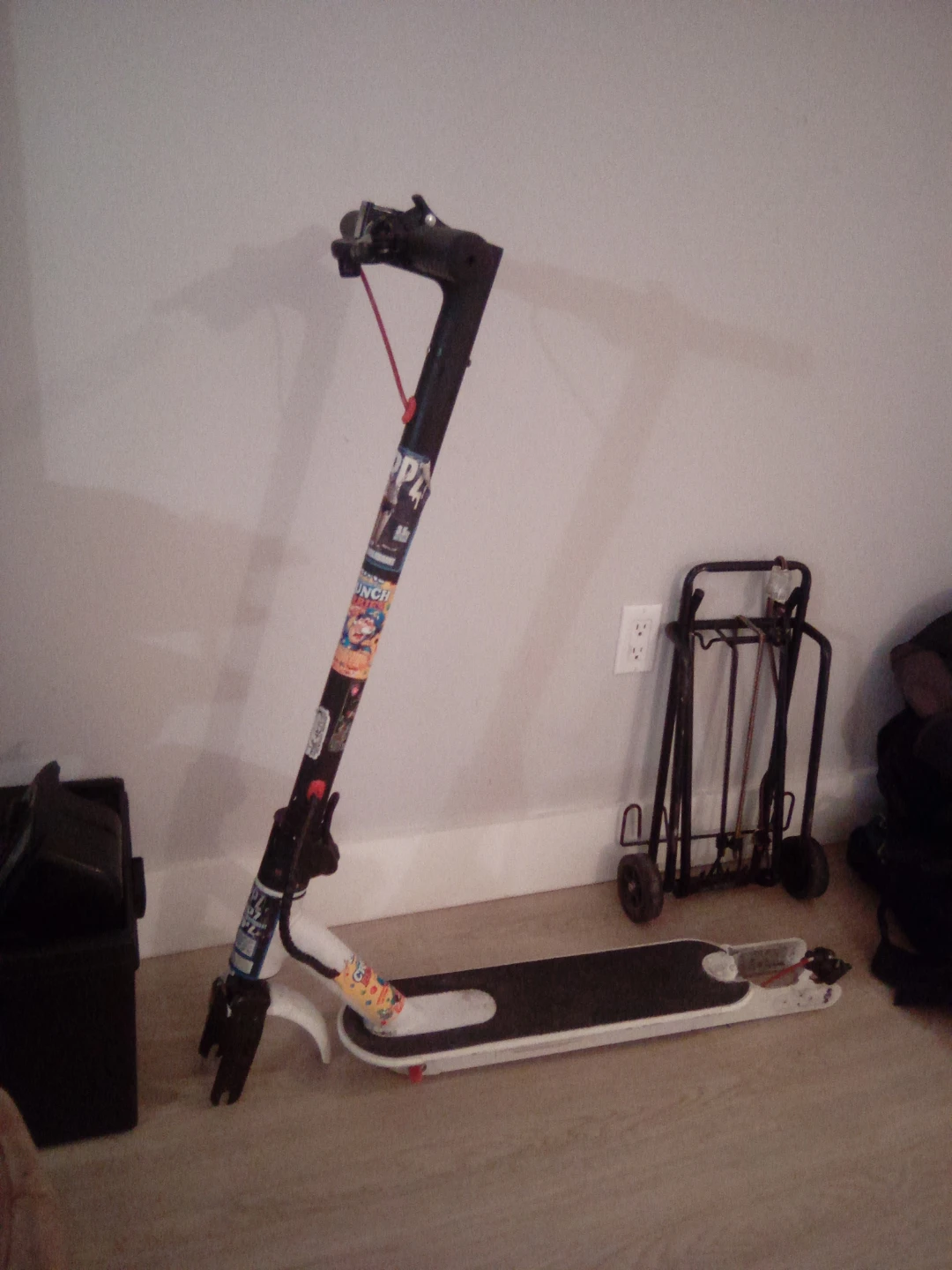 Schwinn Kids Bicycle shark bike and ebike frame - photo 3