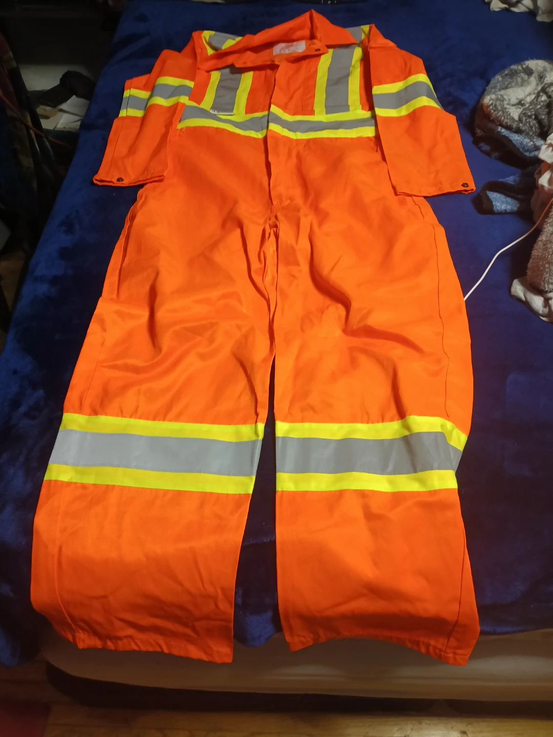 Hi vis jackets and coveralls - photo 3
