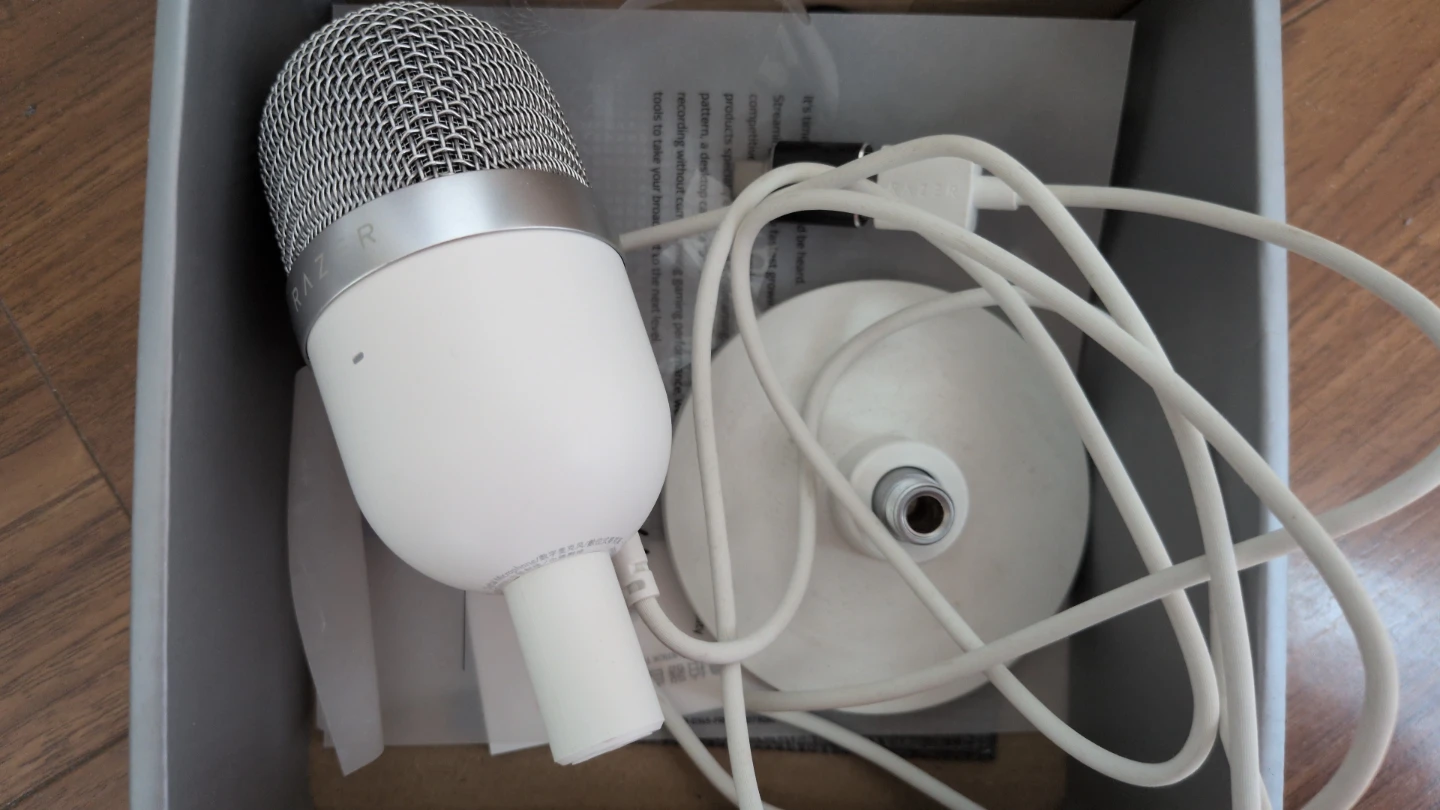 Mini Mic for content creation - photo 3