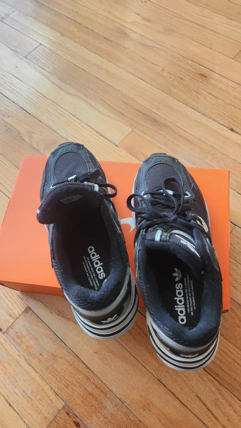  Adidas Astir sneakers in the Core Black and Cloud White - photo 4
