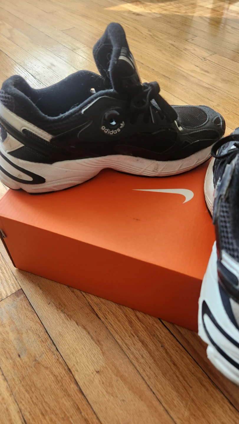  Adidas Astir sneakers in the Core Black and Cloud White - photo 5