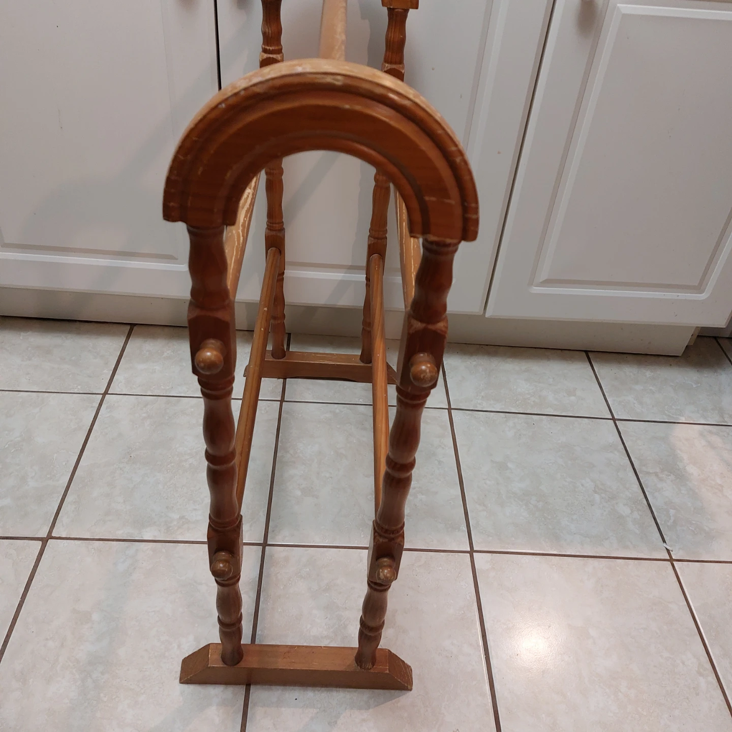Wooden towel rack - photo 2