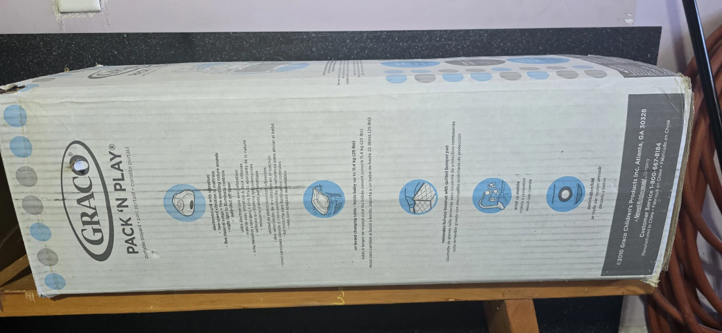 Graco Pack 'n Play with Newborn Napper and Changer - photo 2