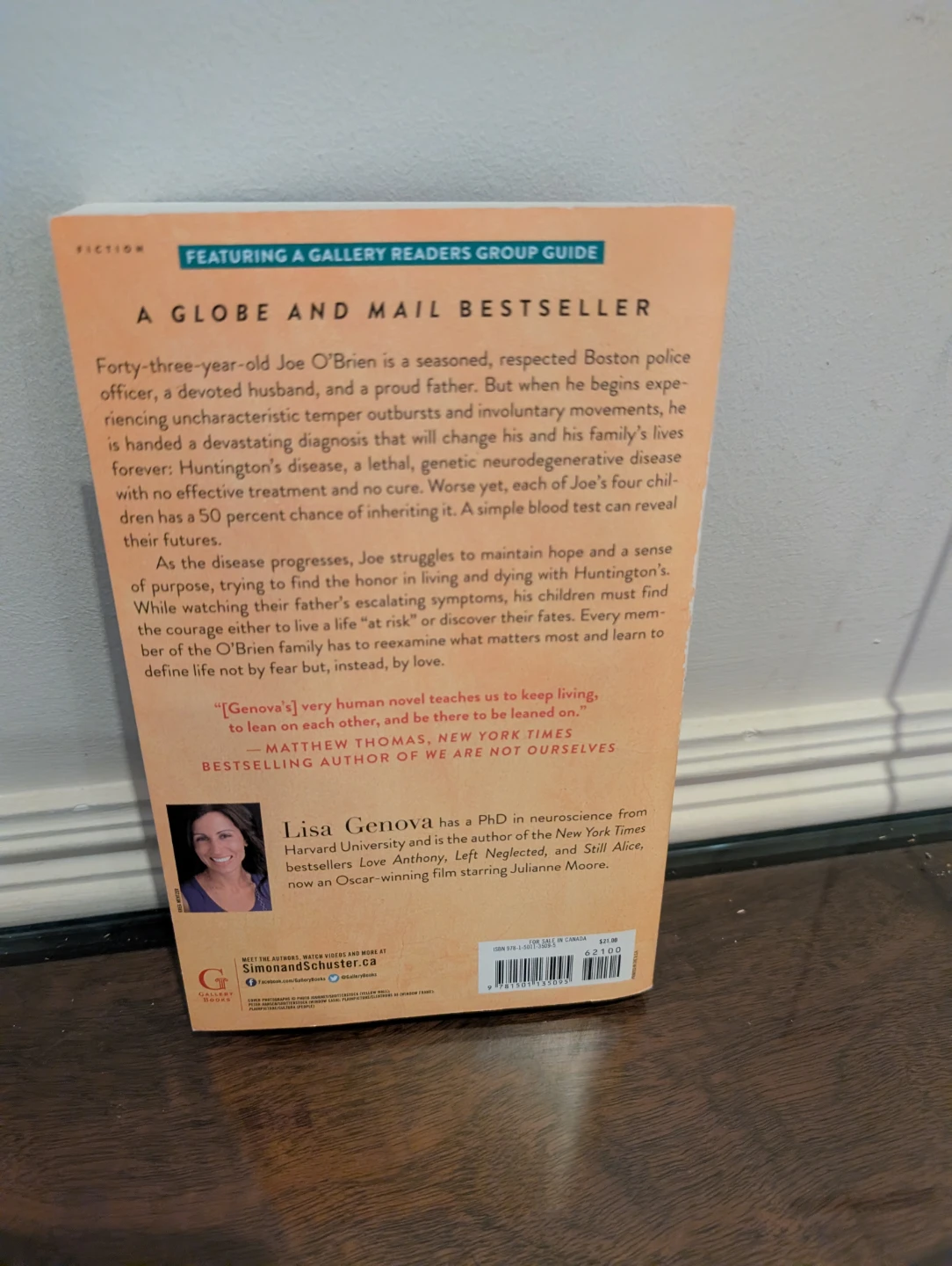Lisa Genova Inside the O'Briens Novel and other books. - photo 2