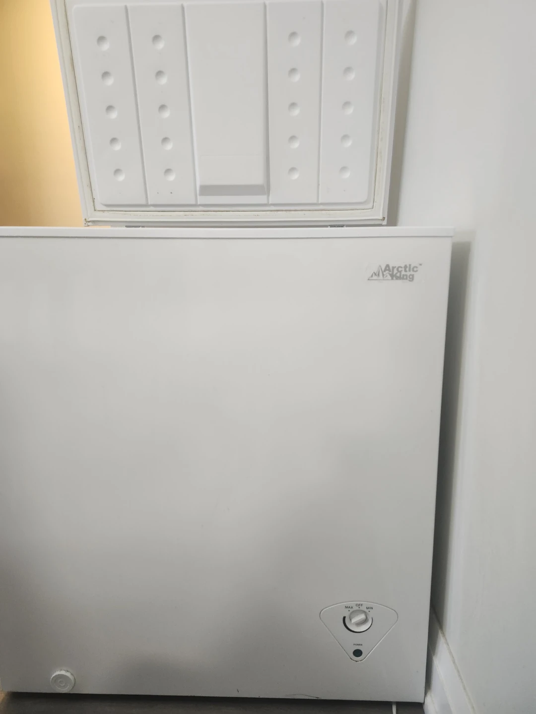 Arctic King Chest Freezer - photo 4