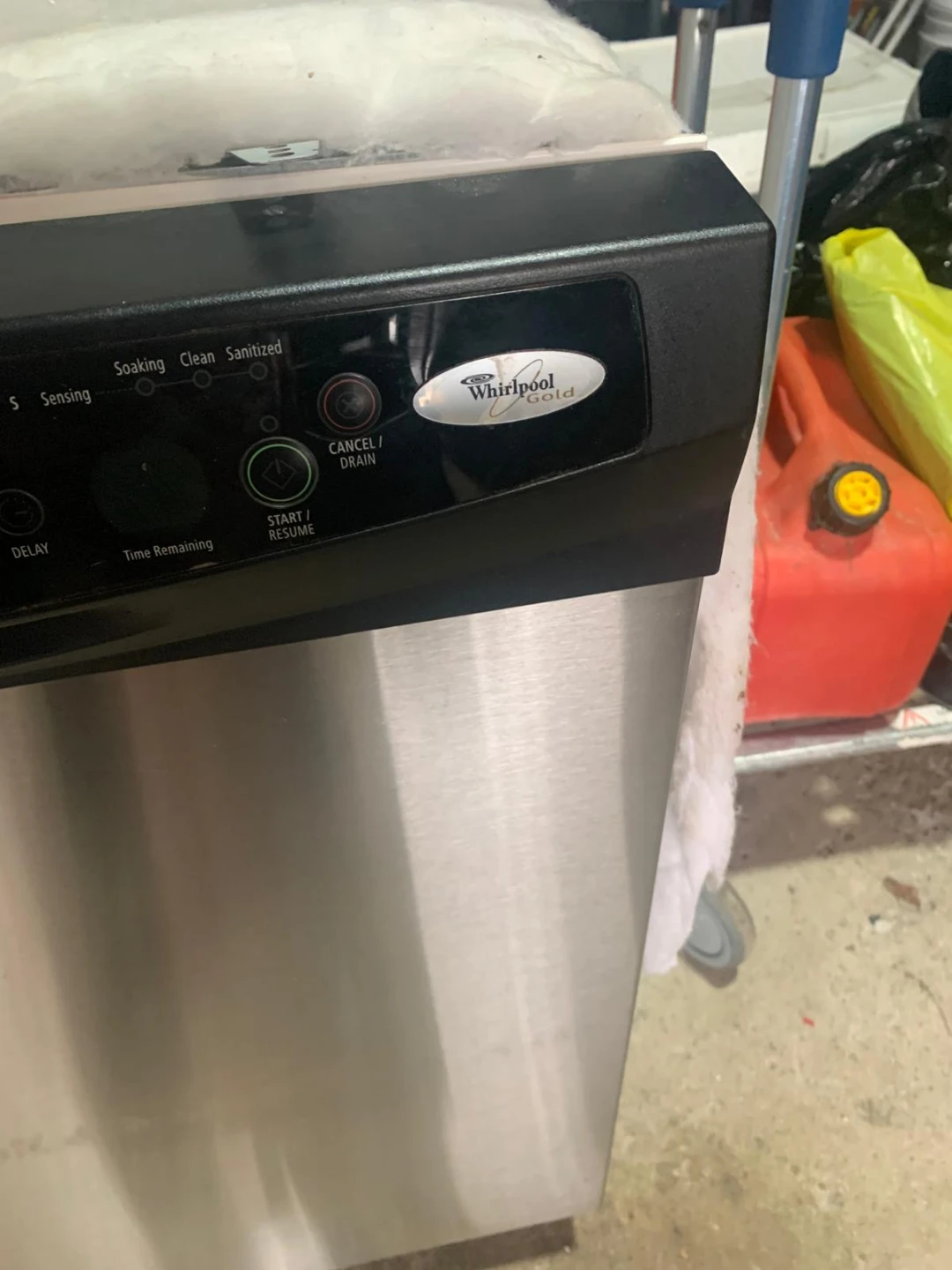 Whirlpool Gold Quiet Partner III Dishwasher - photo 3