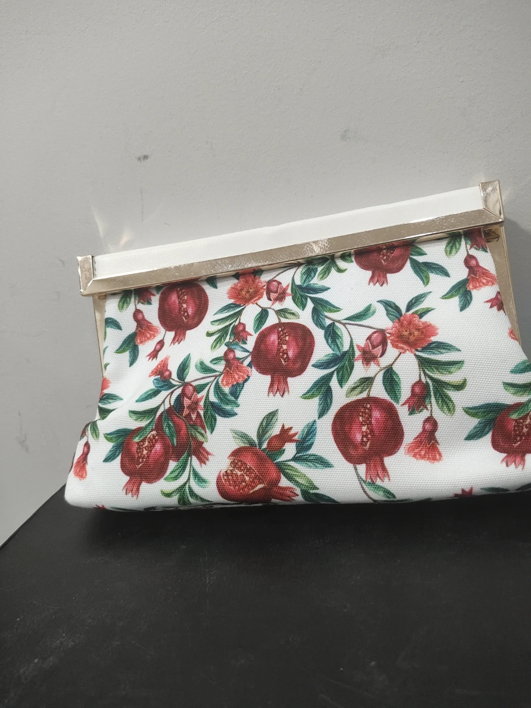 Clutch purse with pomegranate pattern - photo 2