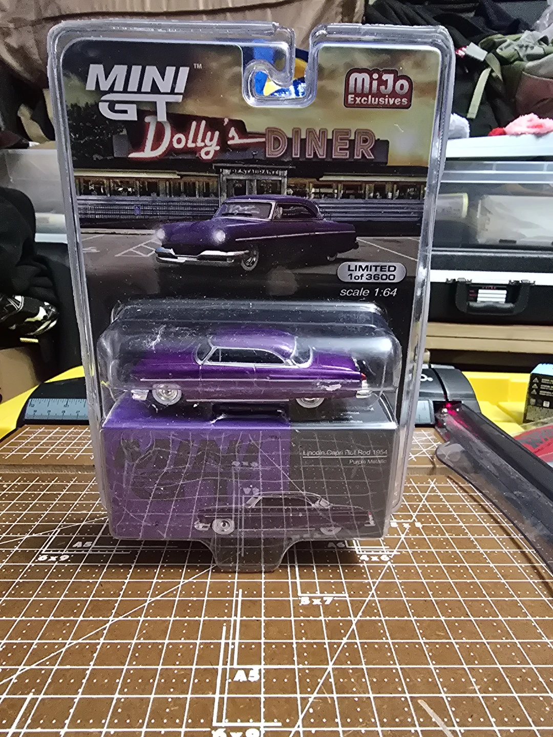 MINI GT 1:64 Lincoln Capri Diecast Model Car - photo 2