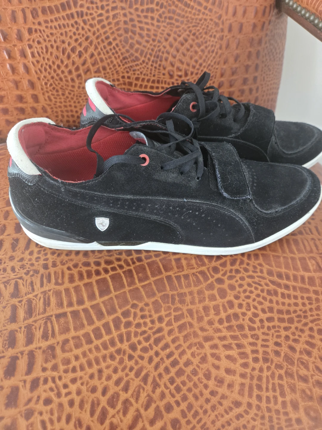 Puma Ferrari Black Suede Sneakers Size 14, Fit like a 13 - photo 2