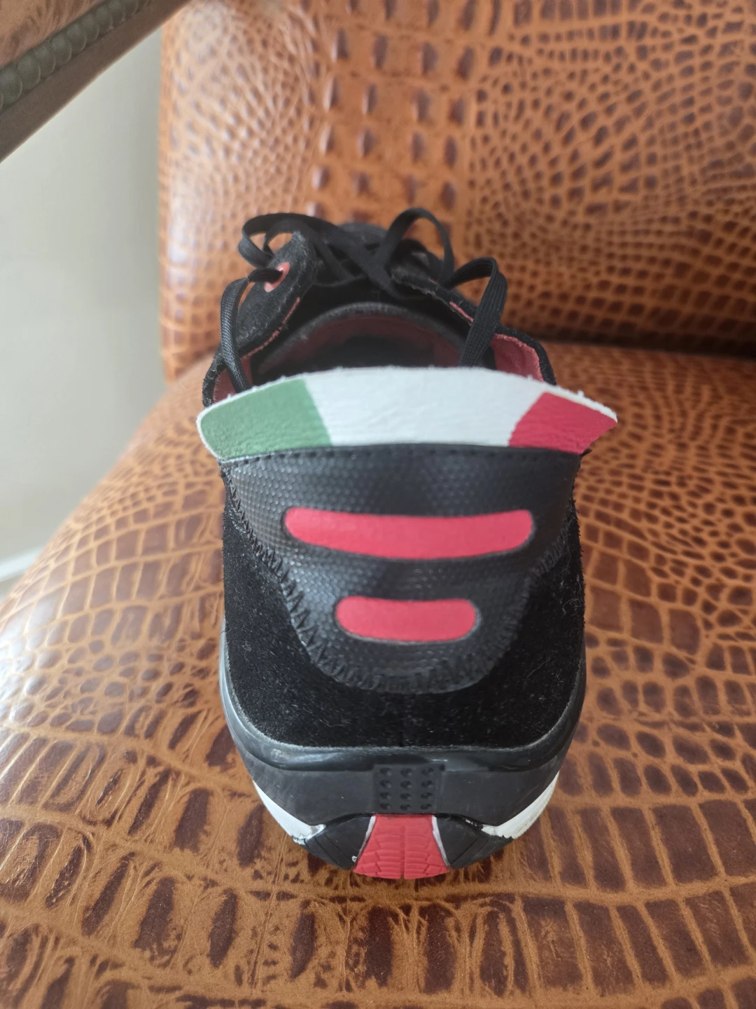Puma Ferrari Black Suede Sneakers Size 14, Fit like a 13 - photo 3