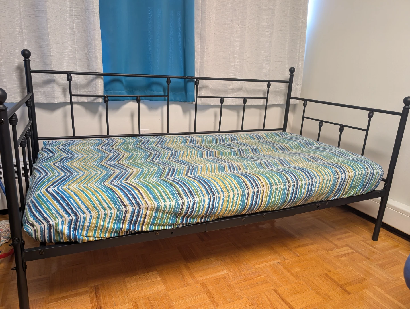 Black Metal Daybed with Trundle - photo 3