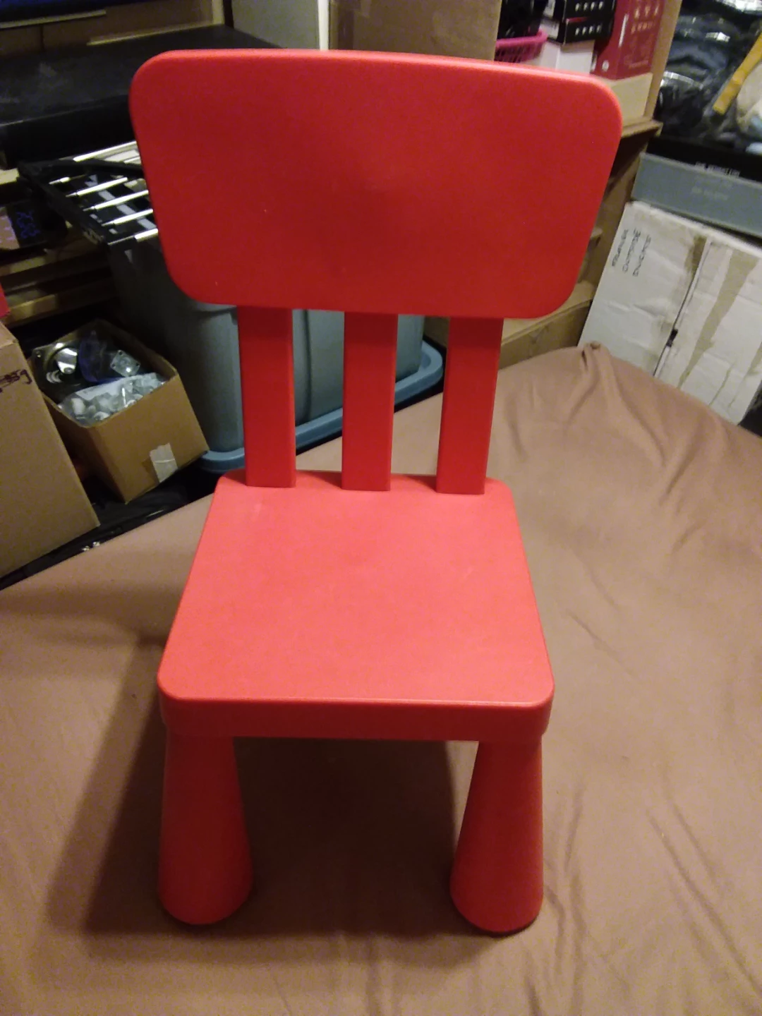 🪑 ➡️ Red Children's Chair 🚨 Retails $25+ Tx 🪑