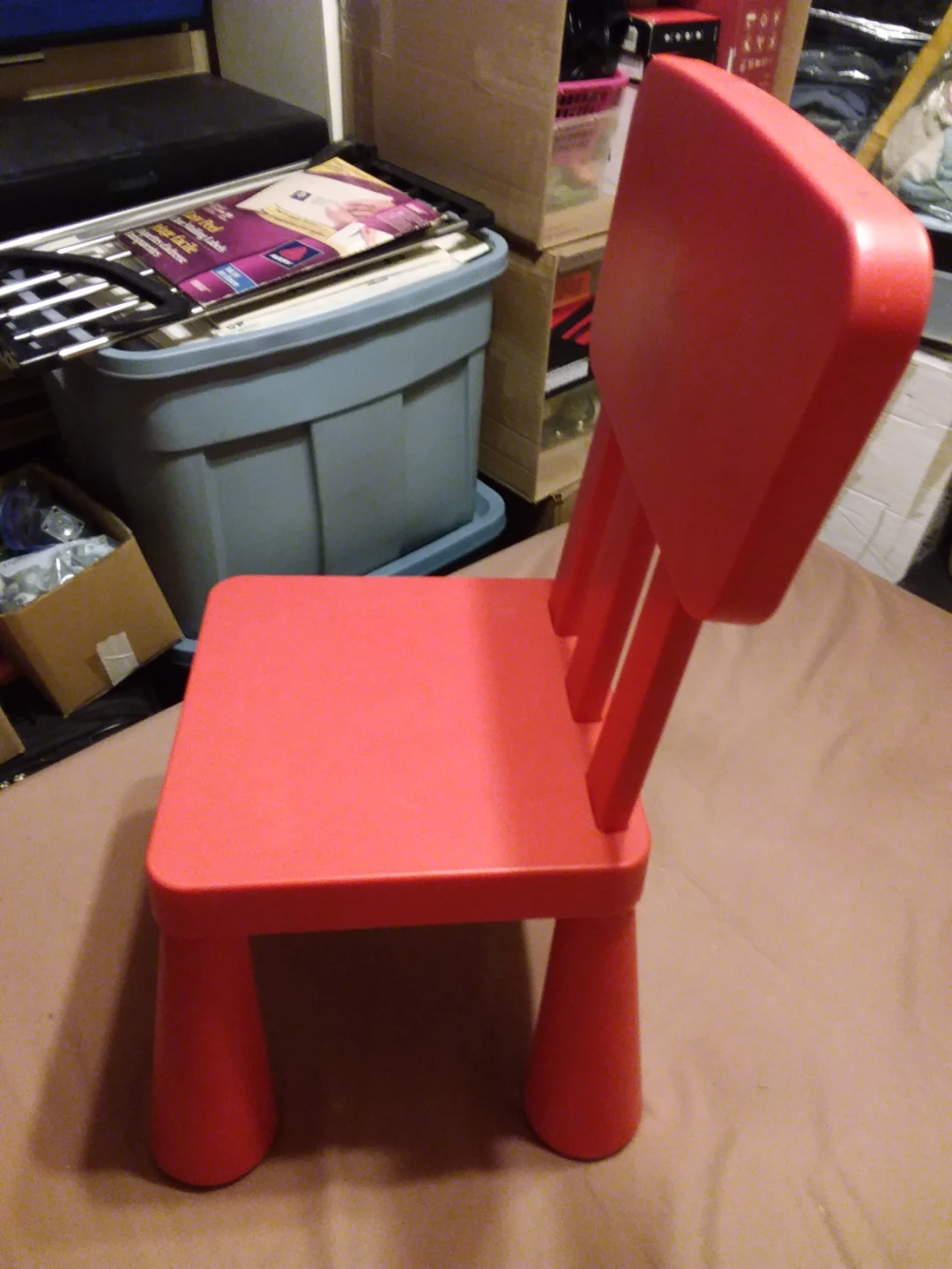 🪑 ➡️ Red Children's Chair 🚨 Retails $25+ Tx 🪑 - photo 2
