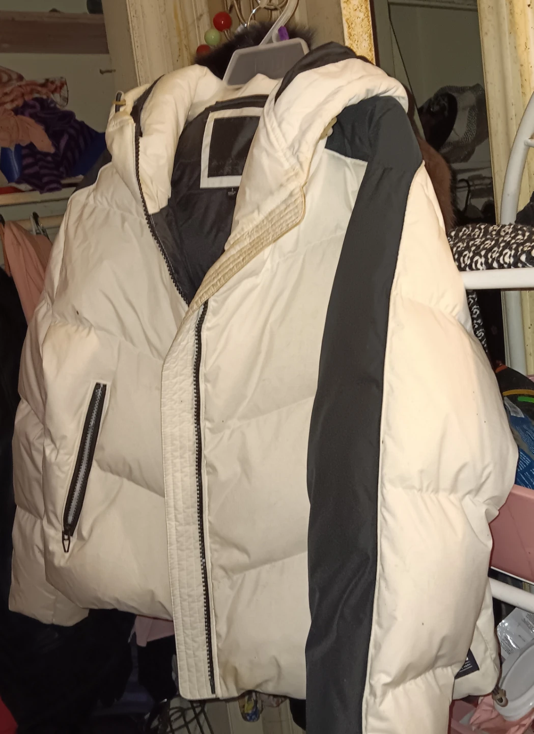 Andrew Marc Cream & Black Puffer Jacket