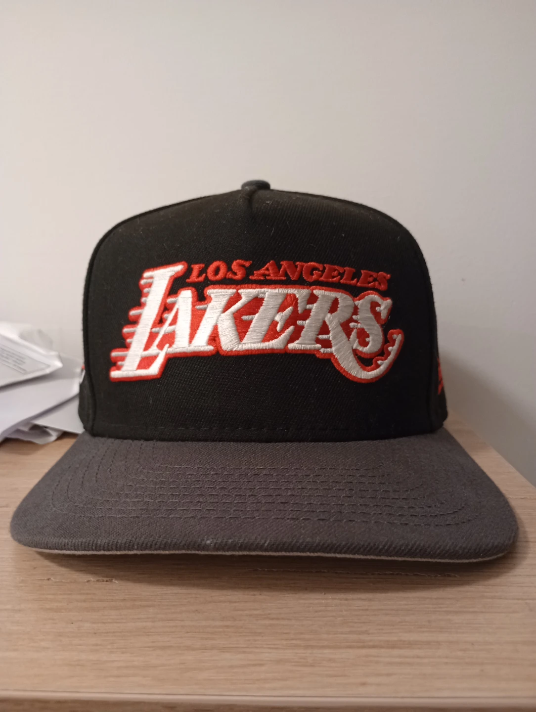 New Era Los Angeles Lakers Snapback Hat