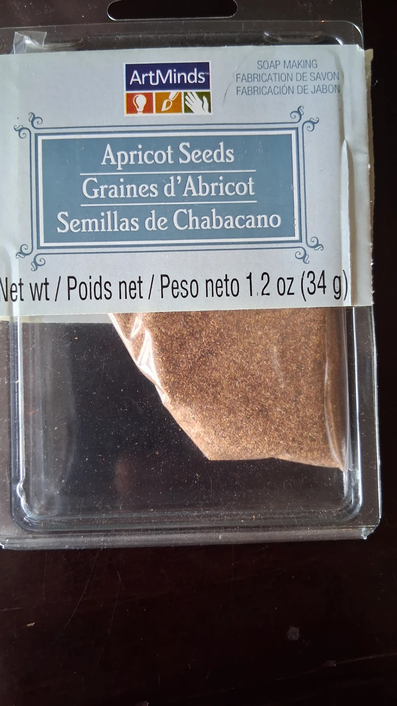 ArtMinds Apricot Seeds - 1.2 oz🥕