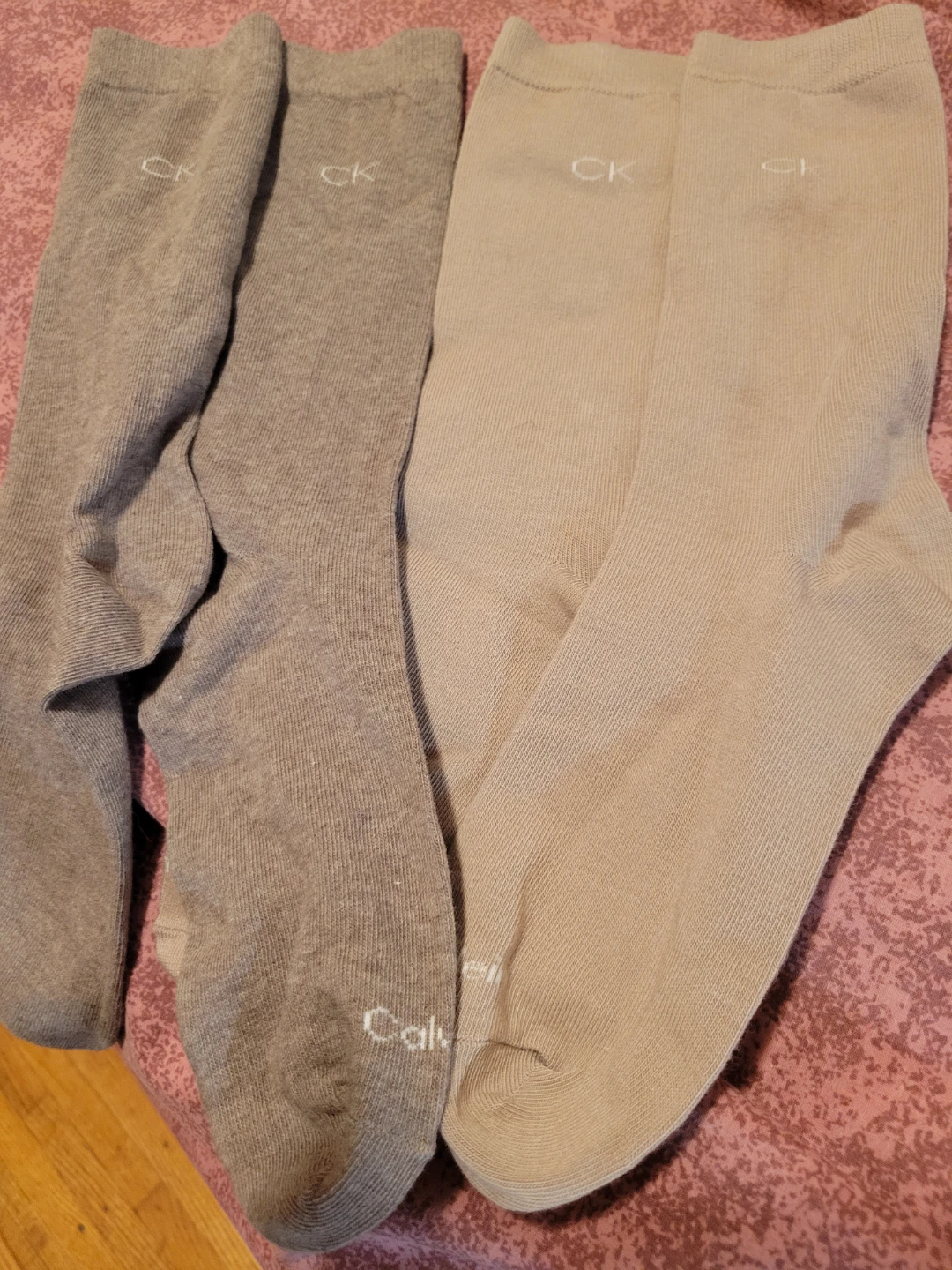 Calvin Klein Socks - ack (2 Grey, 2 Beige) 🥕