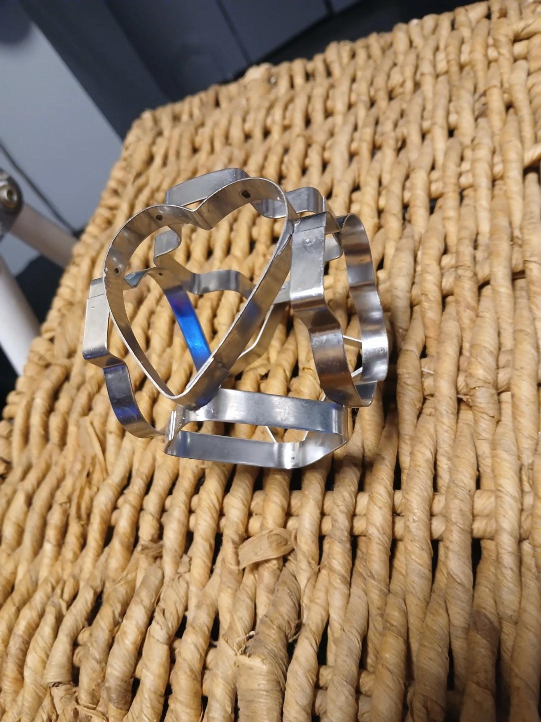 Metal 🧡 Muti-Cookie Cutter Cube - Heart, Clover & More!