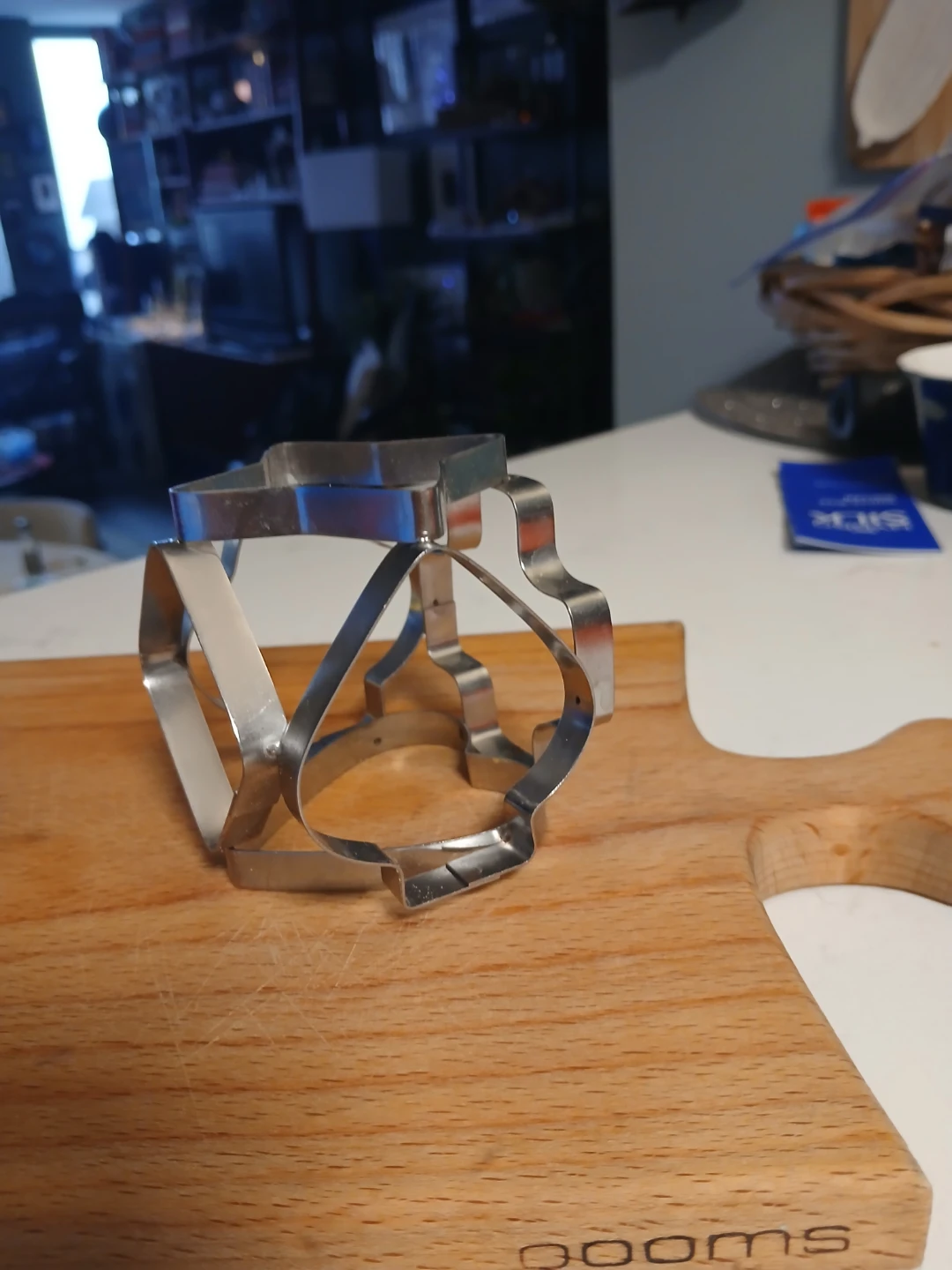 Metal 🧡 Muti-Cookie Cutter Cube - Heart, Clover & More! - photo 3
