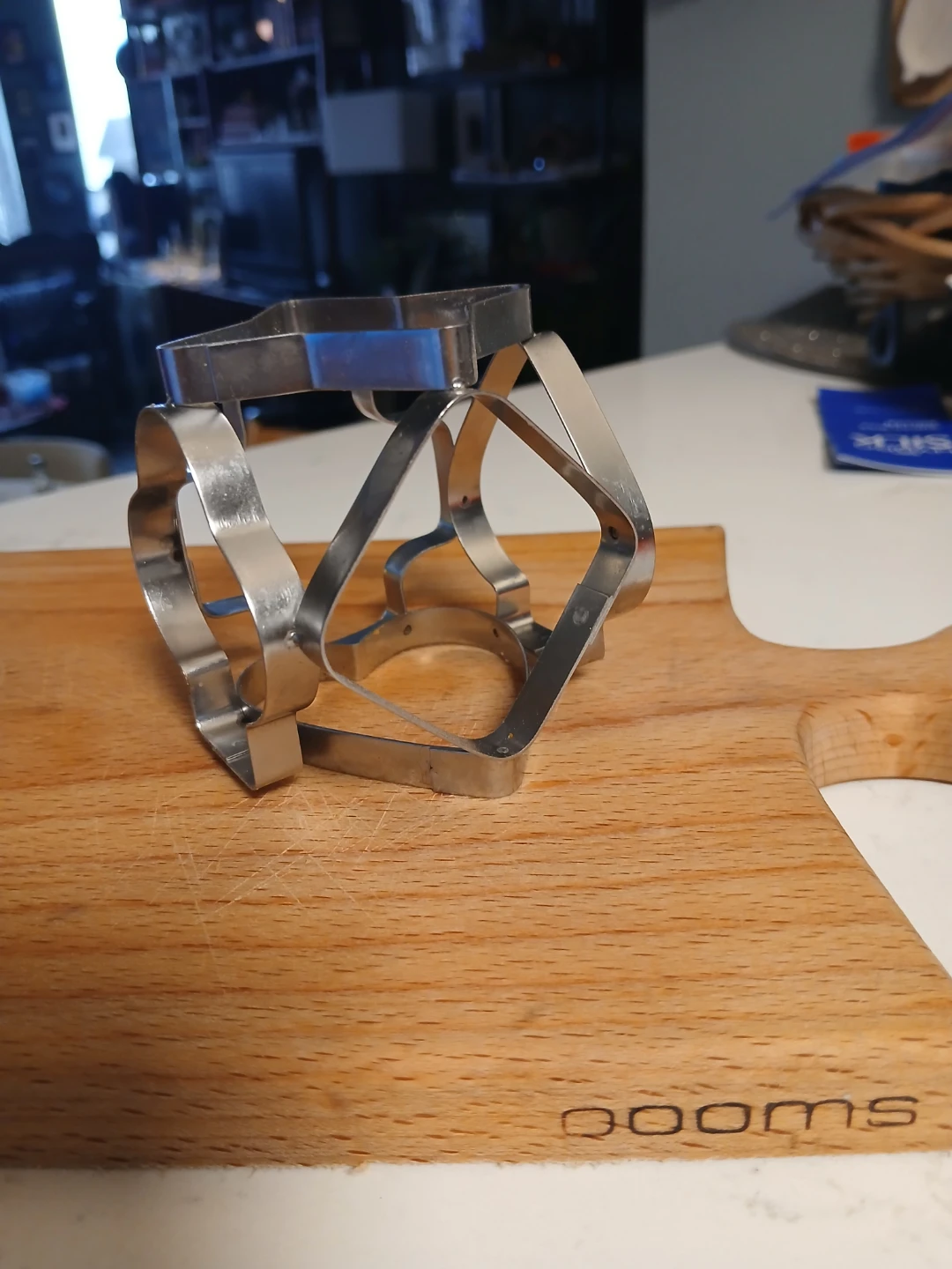 Metal 🧡 Muti-Cookie Cutter Cube - Heart, Clover & More! - photo 4