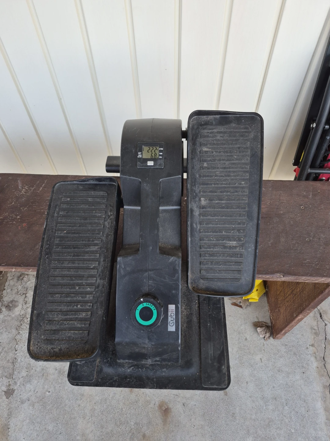 Gubii Stair Stepper with Digital Display