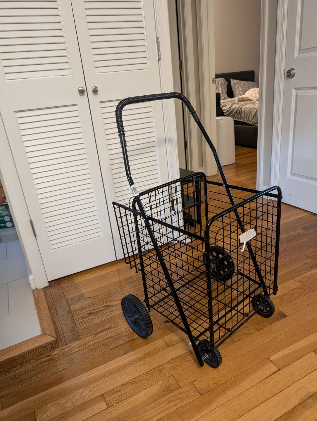 Black Folding Shopping Cart