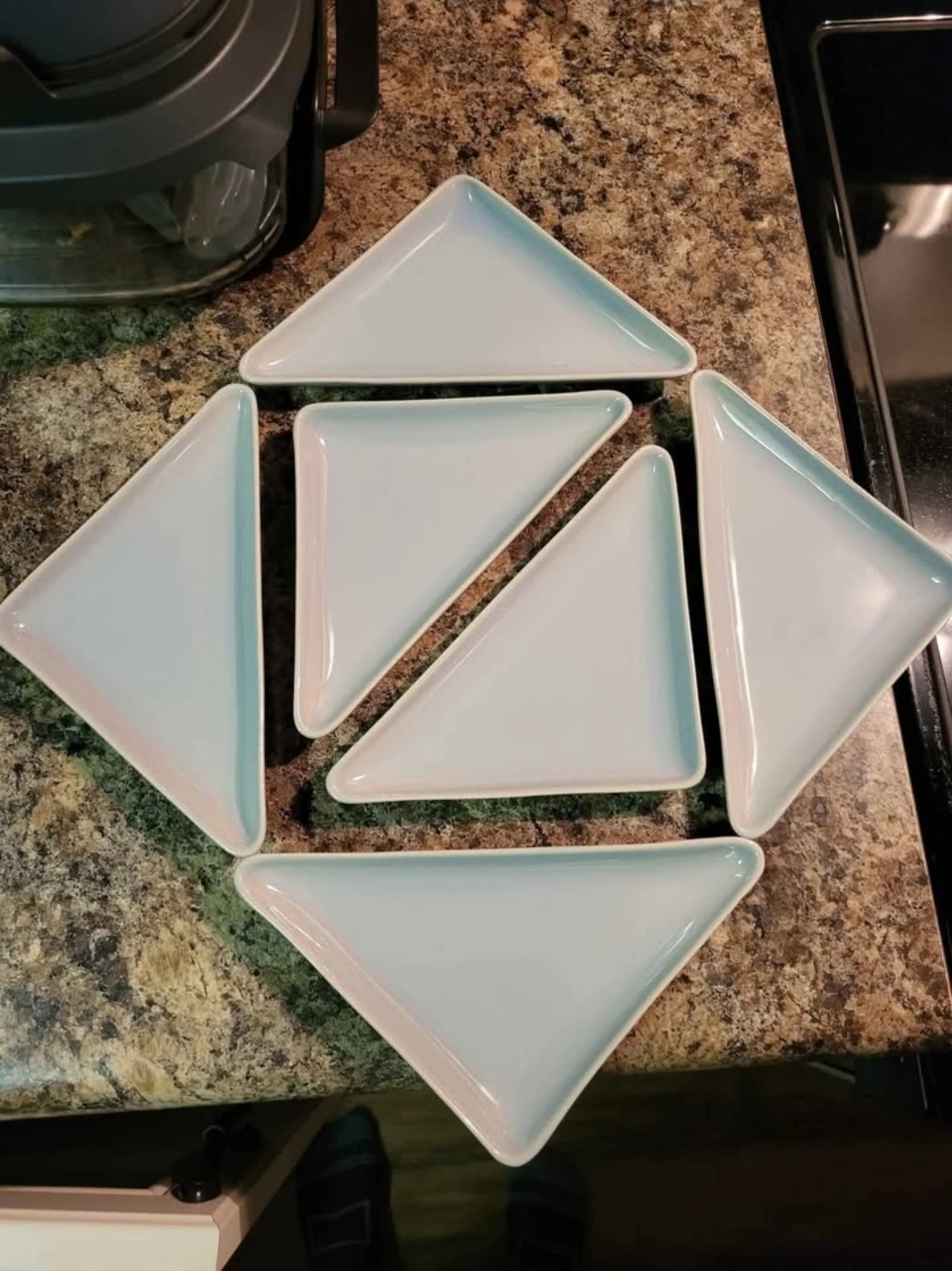 GlucksteinHome Studio Triangle Plates (Set of 6) - photo 2