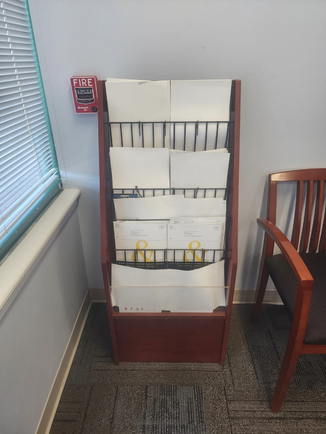Wooden Magazine Rack / Document Organizer - photo 2
