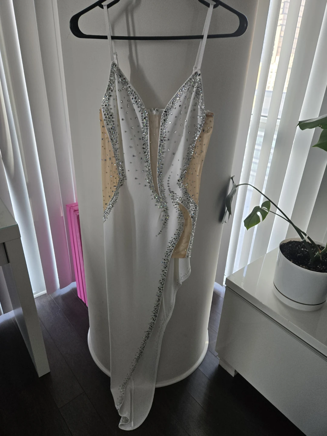 White Rhinestone Detail Maxi Dress - photo 2