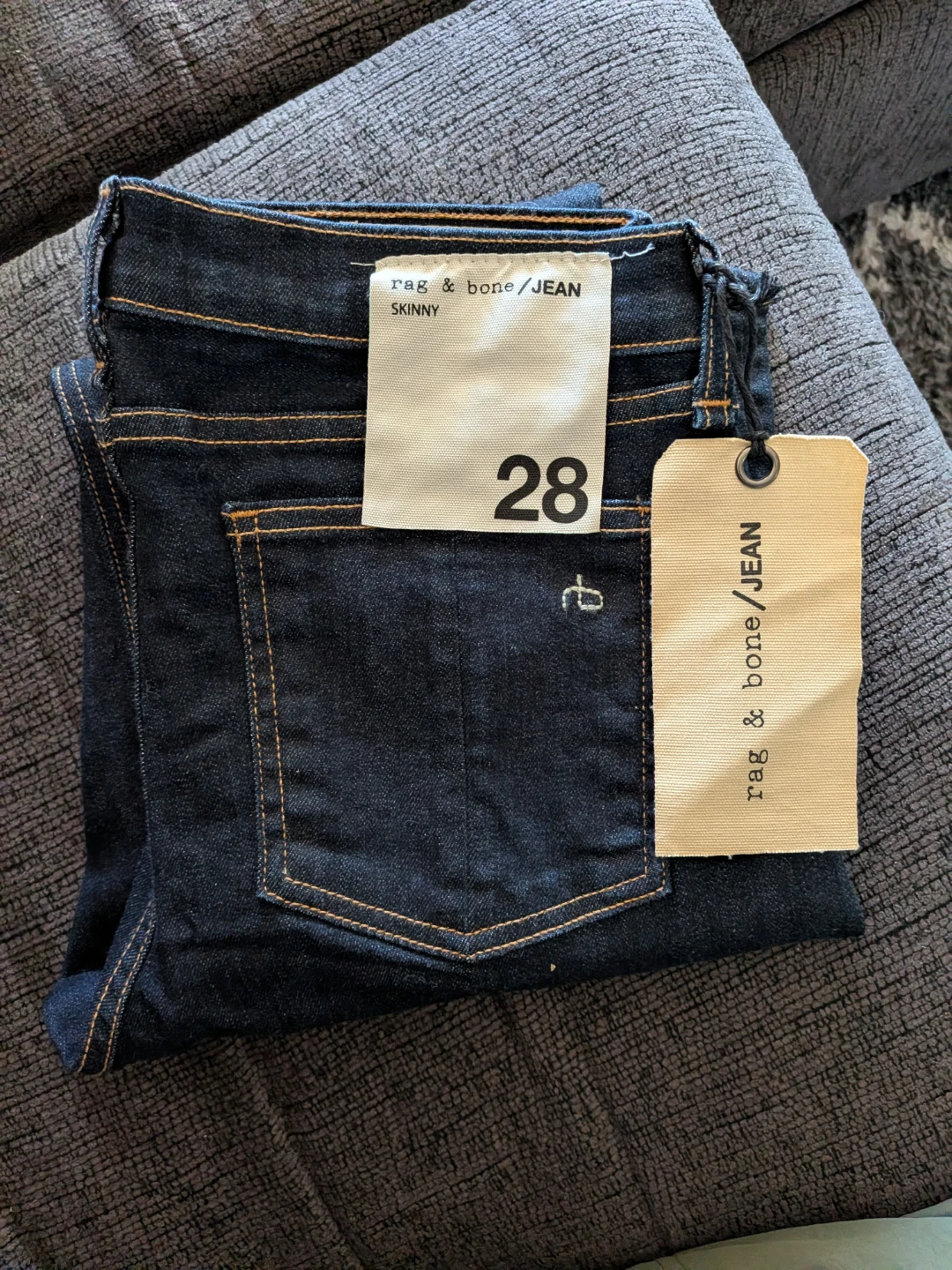 Rag & Bone Skinny Jeans Size 28 NWT