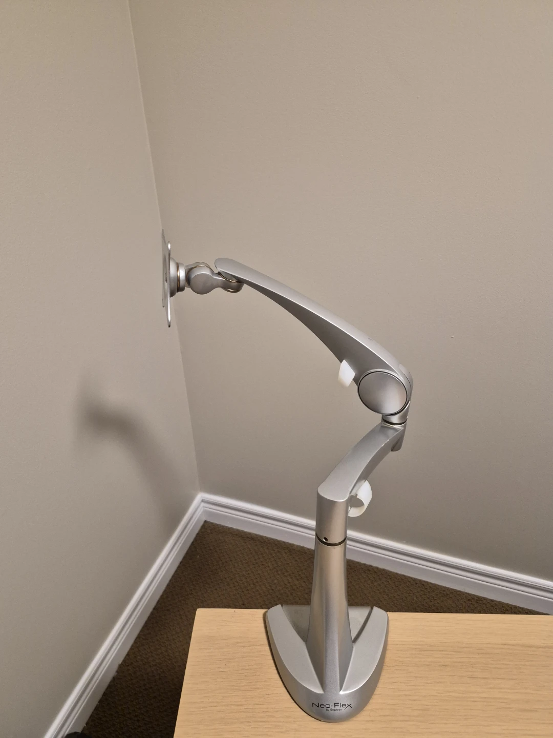 Ergotron Neo-Flex Monitor Desk Mount - photo 3