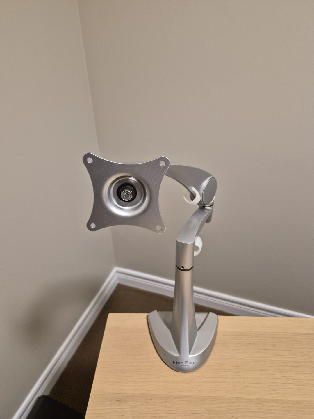 Ergotron Neo-Flex Monitor Desk Mount - photo 4