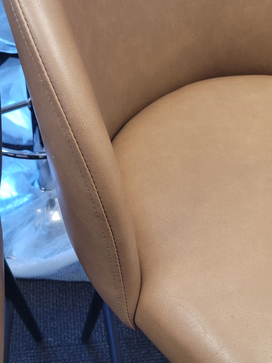 New Leather Swivel 26" Counter Height Swivel Bar Stool - photo 4
