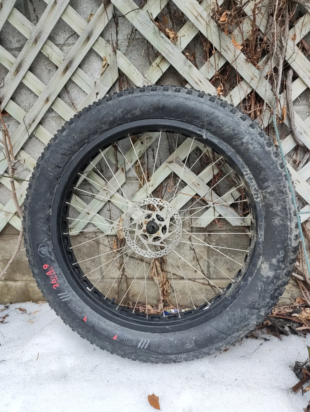 Surly Bud & Lou Fat Bike Tire 26x4.9