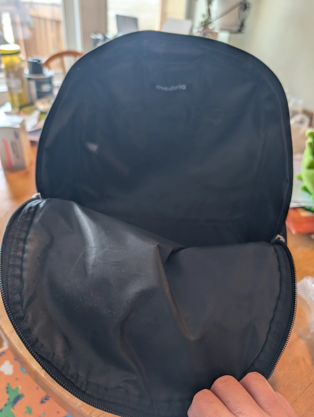 Medela Pump in Style Advanced Breast Pump Bag with Accessories - photo 3
