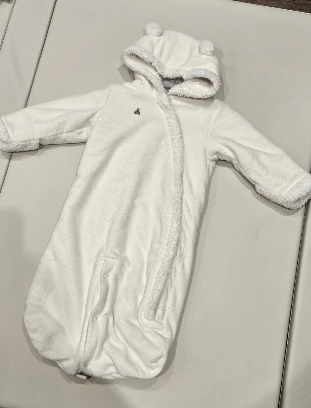 6-12 months Gap Baby White Bear Fleece Bunting Snowsuit Hooded - photo 5
