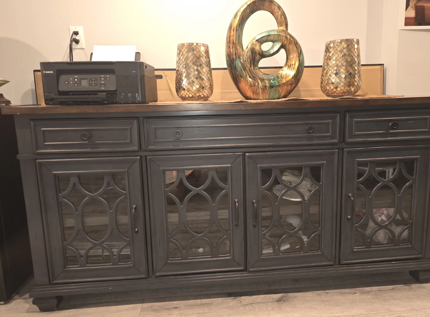 Server - photo 2