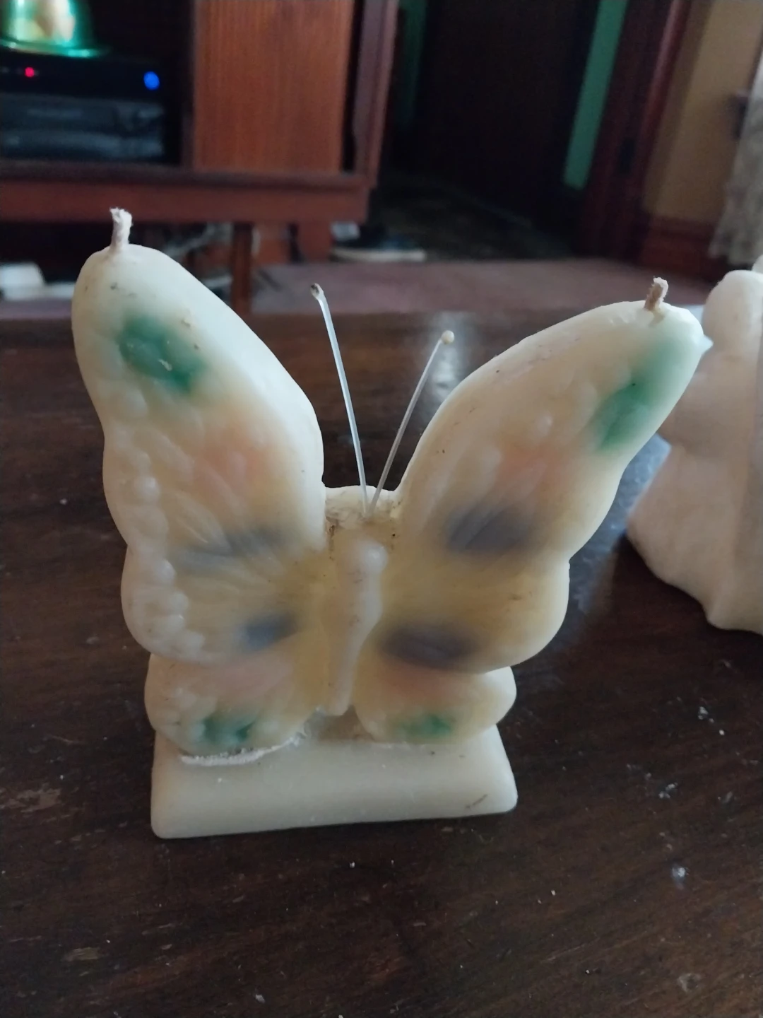 White Angel and Butterfly Candles - photo 2
