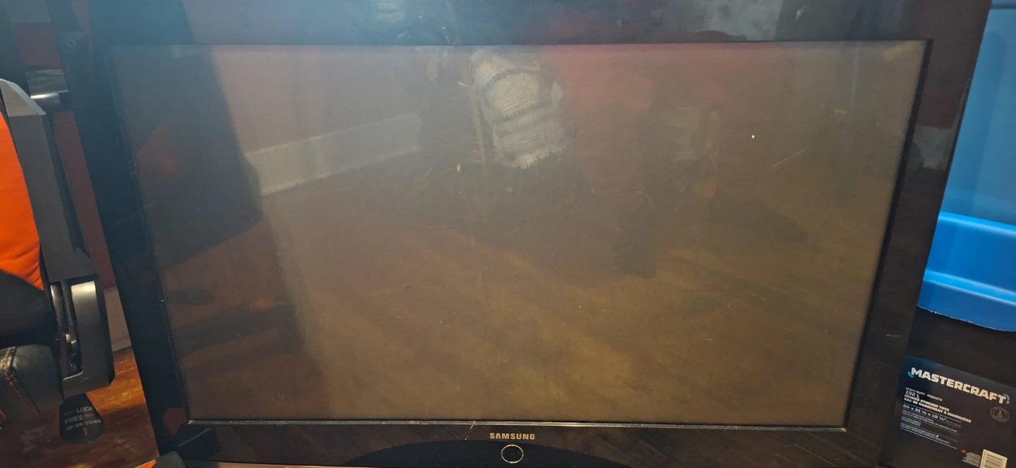 Samsung Flat Screen TV
