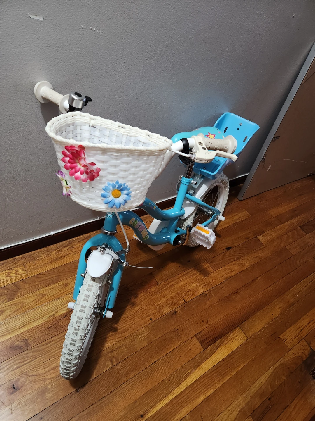 Kids Bike with White Basket and Blue Seat