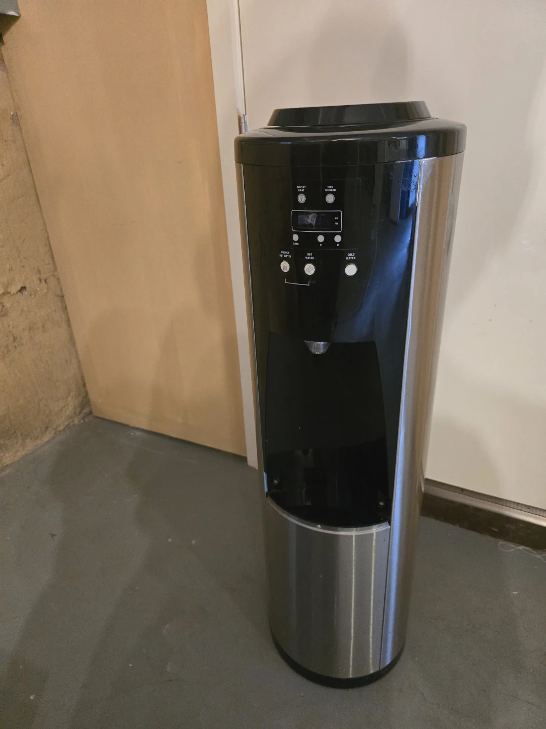 Water Cooler Dispenser